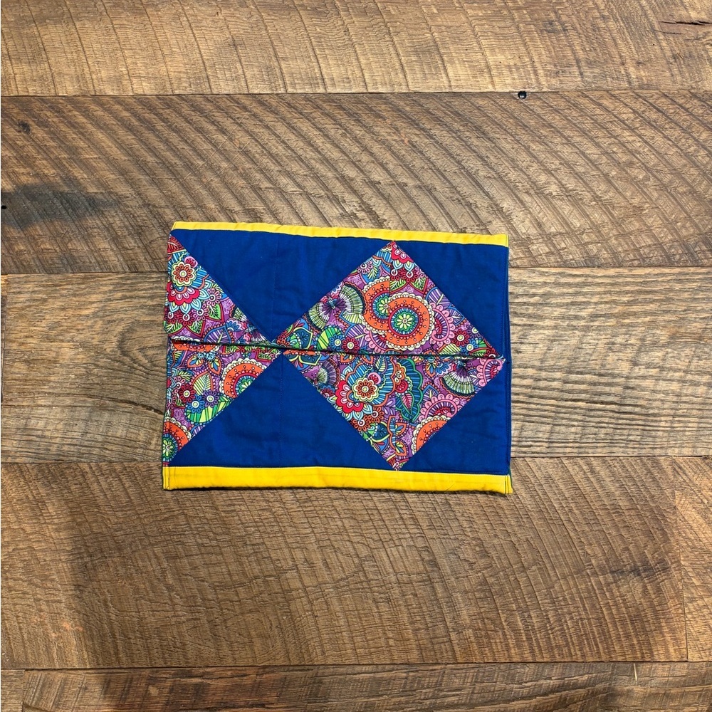 Colorful Patterned Clutch - Picture 2 of 3